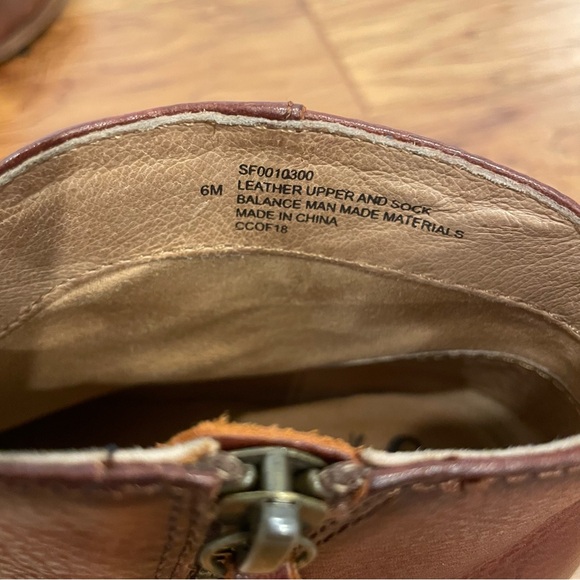 Sofft Brand Brown Leather Healed Bootie size 6 - Picture 9 of 12